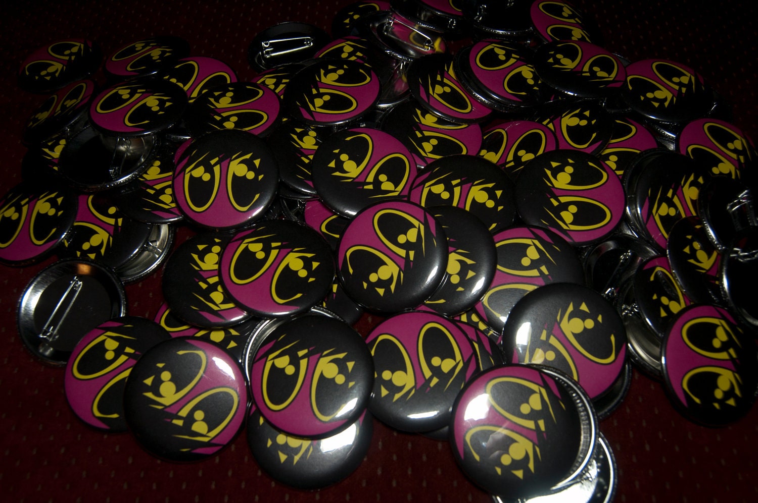 500    2.25 inch custom buttons (free shipping in the United States)