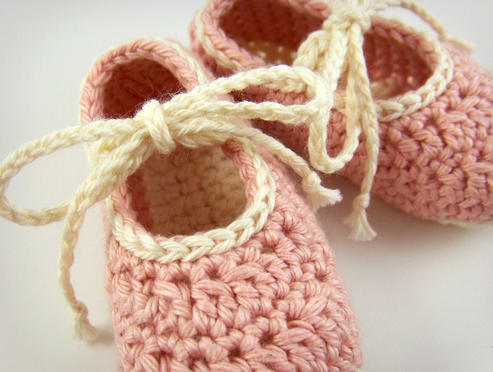 Pink Baby Shoes, Crochet Knit Baby Booties