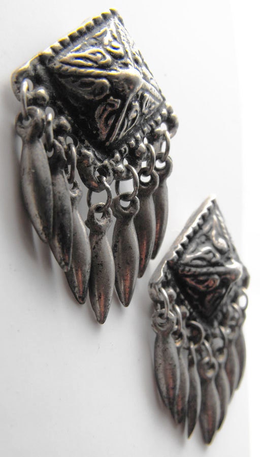 Vintage Silver Indian dangles pierced earrings