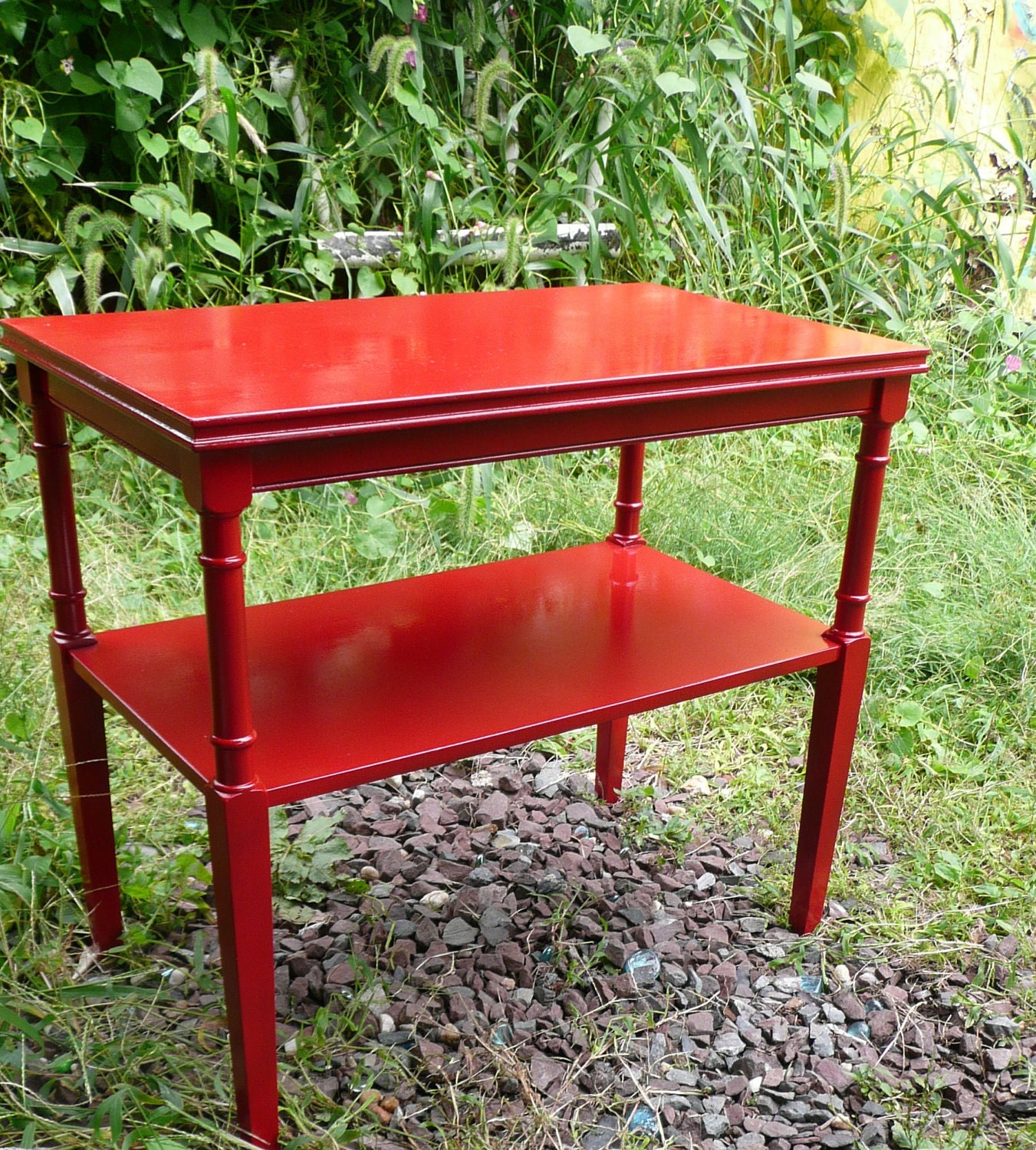 Jazzy Poppy Accent Table Vintage Poppy Cottage