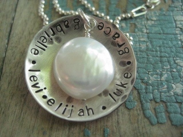 hammered names around pearl personalized sterling silver necklace
