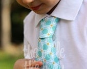 The Beau- acorn chain in pond necktie for boys of all ages