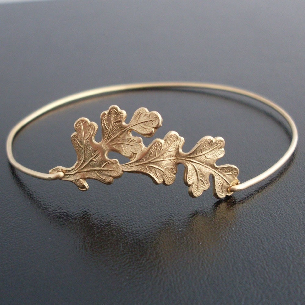 Mistletoe Bracelet, Christmas Bracelet, Christmas Jewelry, Mistletoe Jewelry, Holiday Bracelet, Mistletoe Bangle Bracelet, Holiday Jewelry