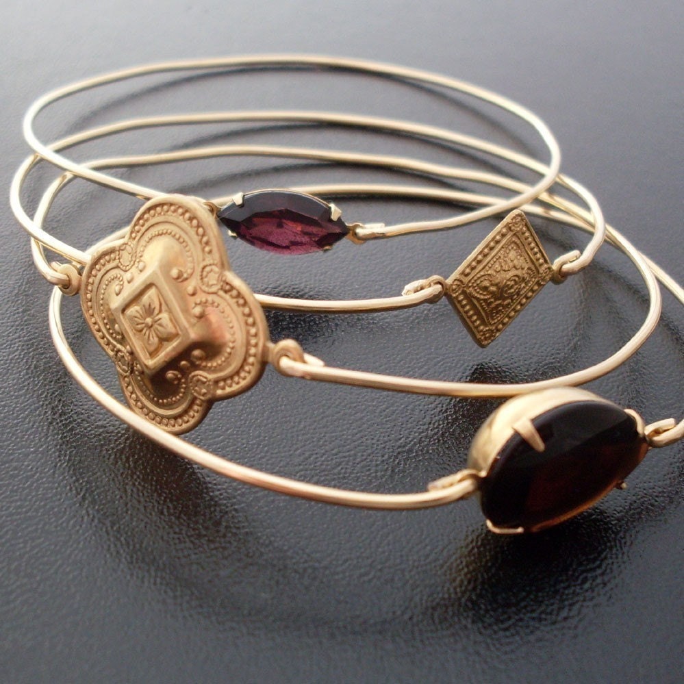 Sparrow Bangle Bracelet, Sparrow Bracelet, Sparrow Jewelry, Bird Charm Bracelet, Bird Lover Gift, Bird Bracelet, Sparrow Bird Jewelry