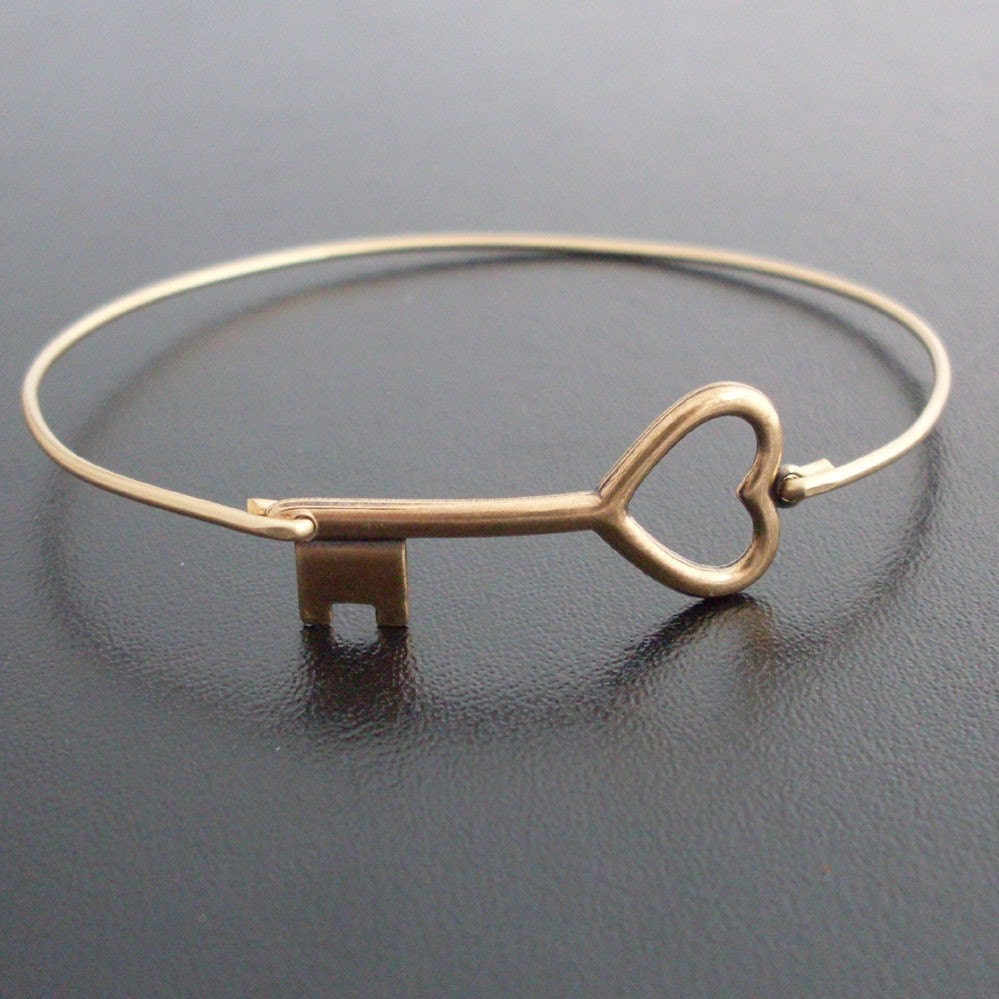 Key to My Heart Bangle Bracelet, Brass Key Heart Bracelet, Key to Heart Jewelry, Key Jewelry, The Secret Garden Key, Heart Key Bracelet