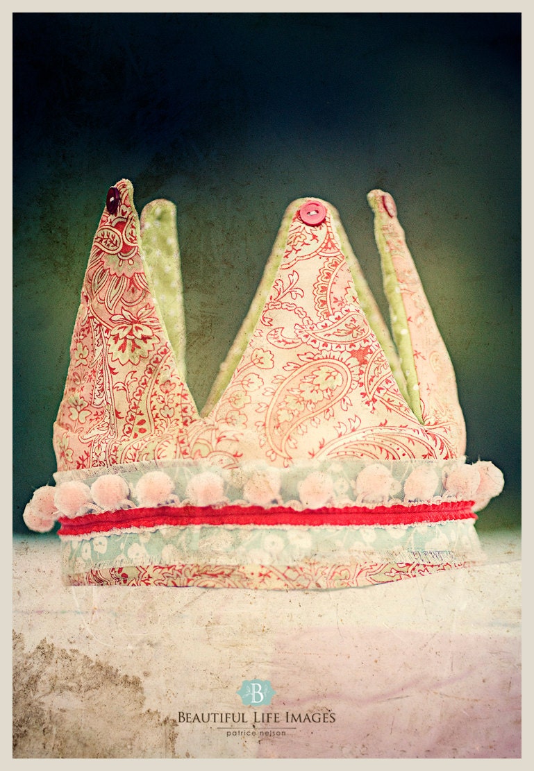 Princess and the Pea Photography Prop Reversible Crown - Bella