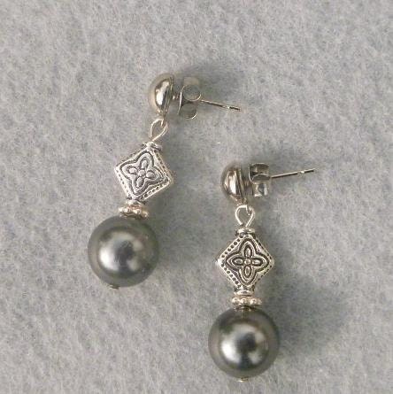 An Evening Affair - Dark Grey Pearl Necklace