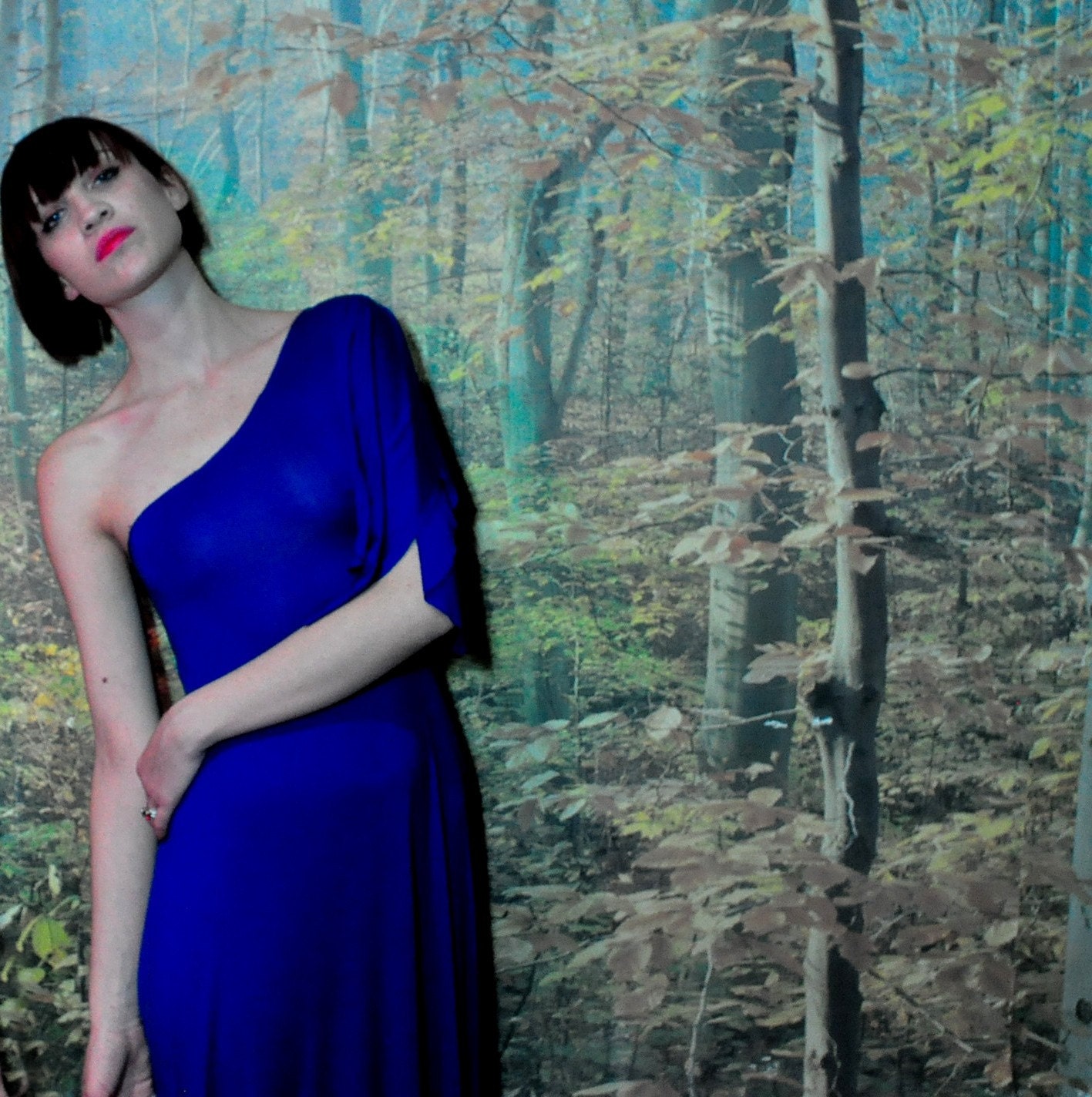 one shoulder drop-sleeved dress