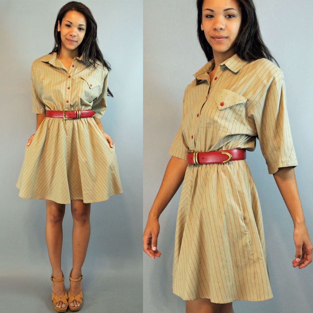 Shirtwaist Dress 70s Chevron Striped Mini Button Up / High Waisted Full Skirt Hipster Stripe Vintage Dress / Medium