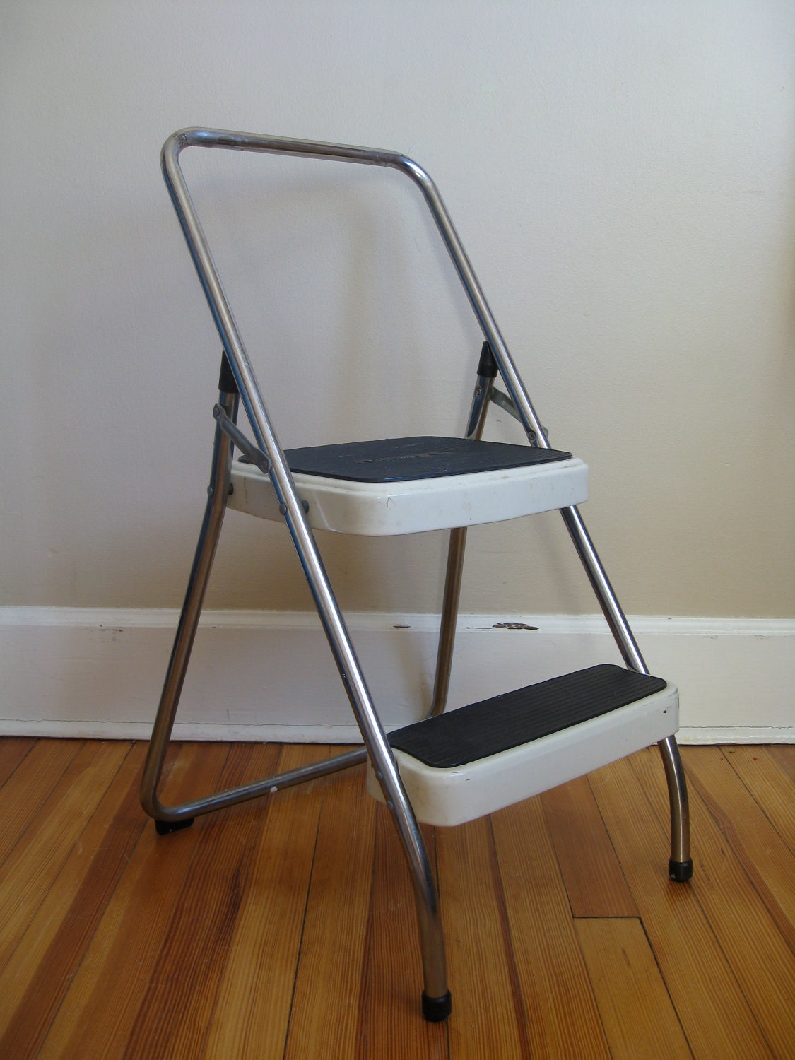 Vintage Cosco Step Stool or Ladder. White and Chrome.
