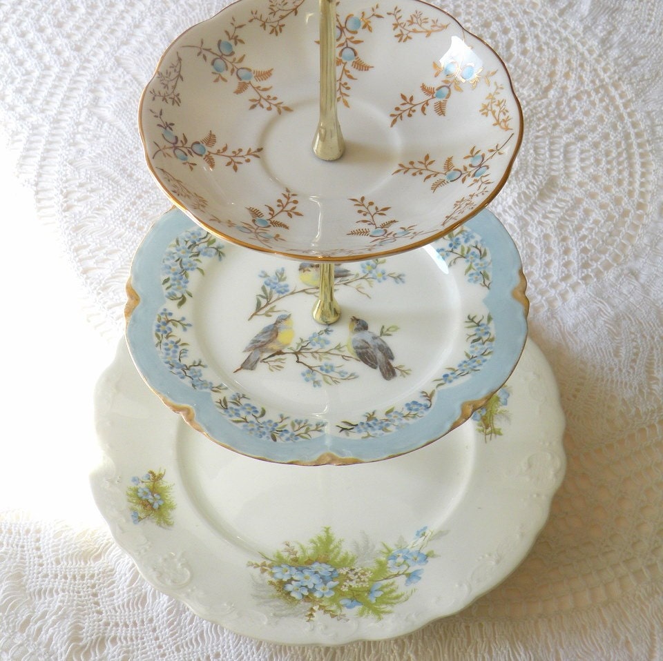 Alice Meets 3 Little Birds Vintage Tiered Light Blue China Stand for Cupcakes, Weddings, or Afternoon Tea