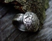 Women's nature textured large round silver cocktail ring: Rainy Day