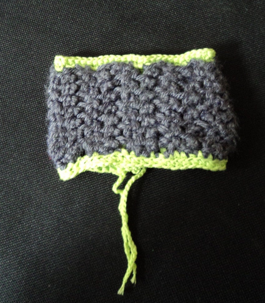 Wrist cuff with stash pouch, gray and chartreuse