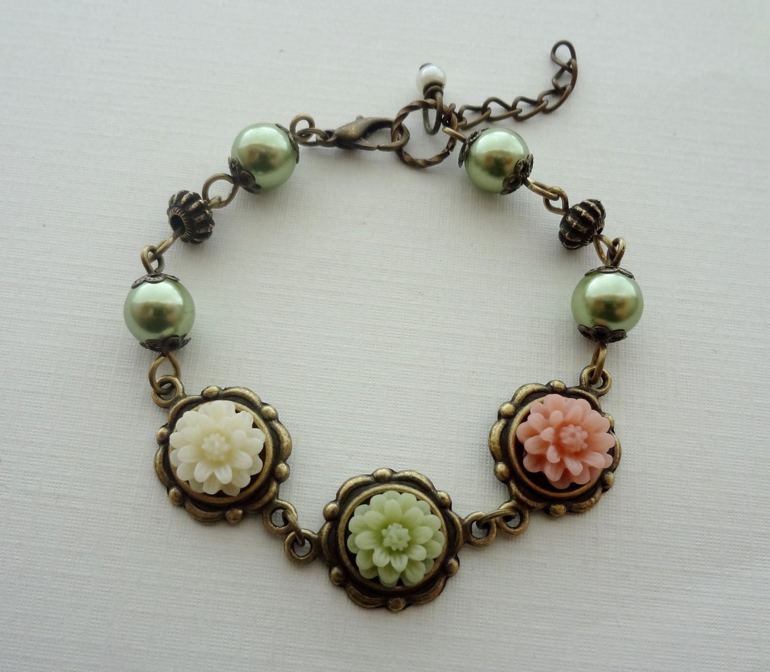 ENTIRE SHOP 25% OFF Sale- Romantic Bouquet of Flowers Bracelet in Antique Brass. Sage green, Blush, Ivory, Daisy, Pearl