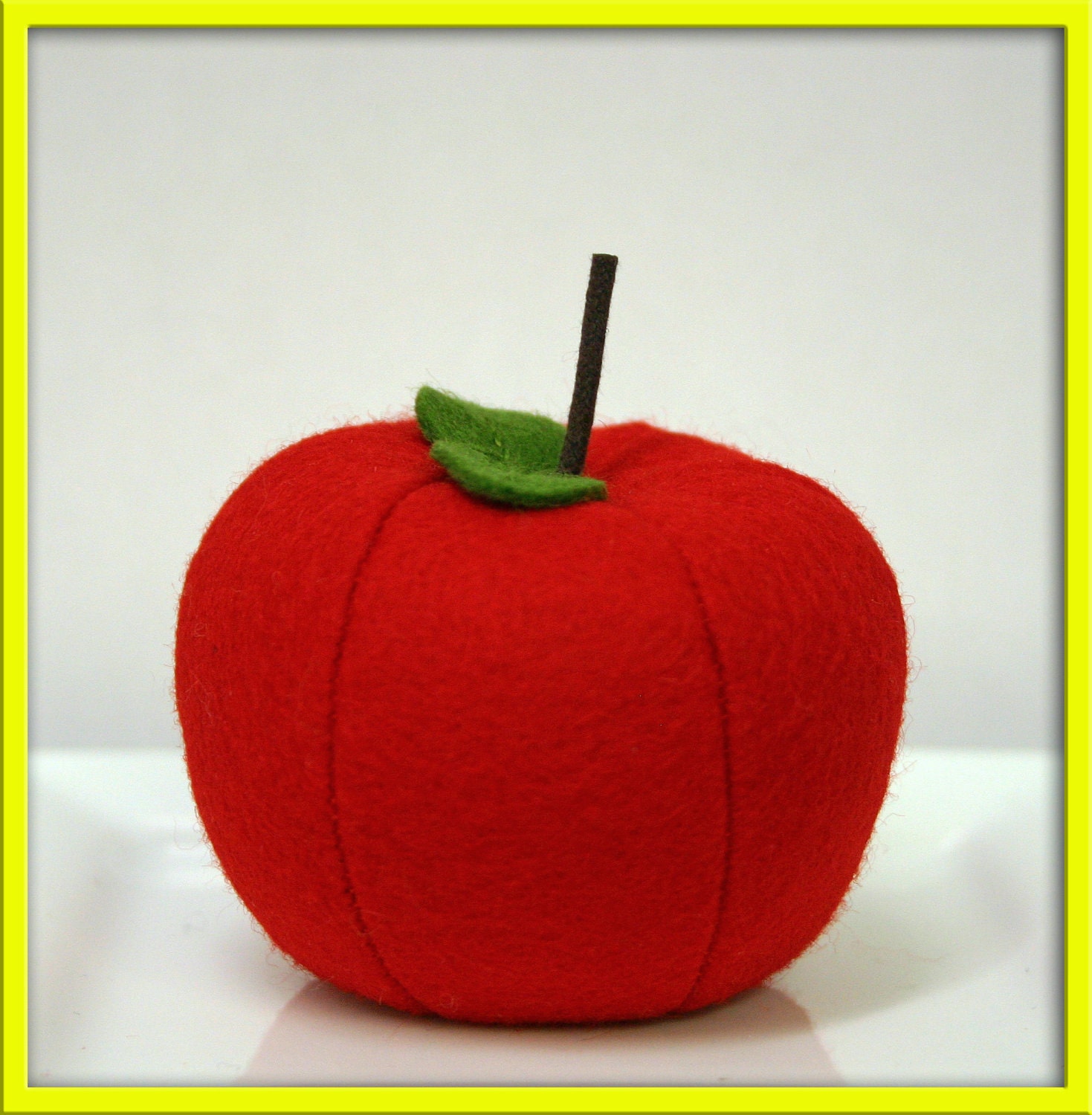 Natural Wool Felt Whole Apple - Waldorf Inspired Felt Pretend Kitchen Accessory for Imaginative Play