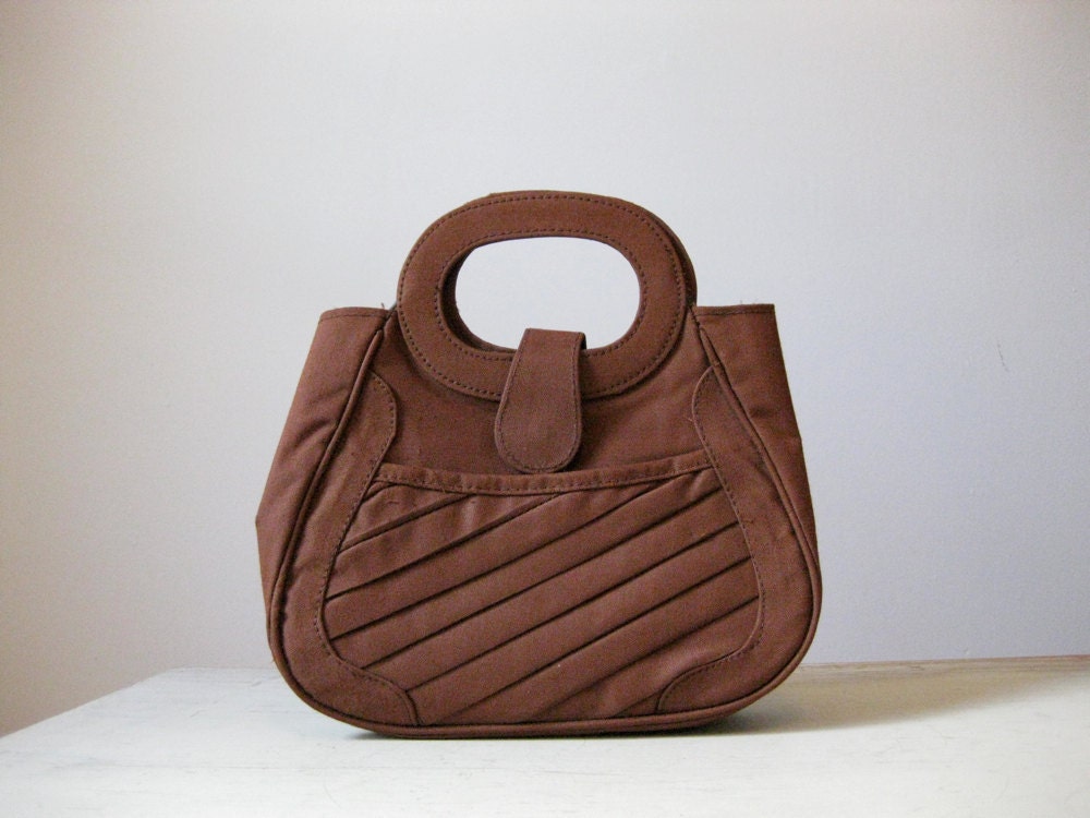vintage 1970s // brown canvas handbag