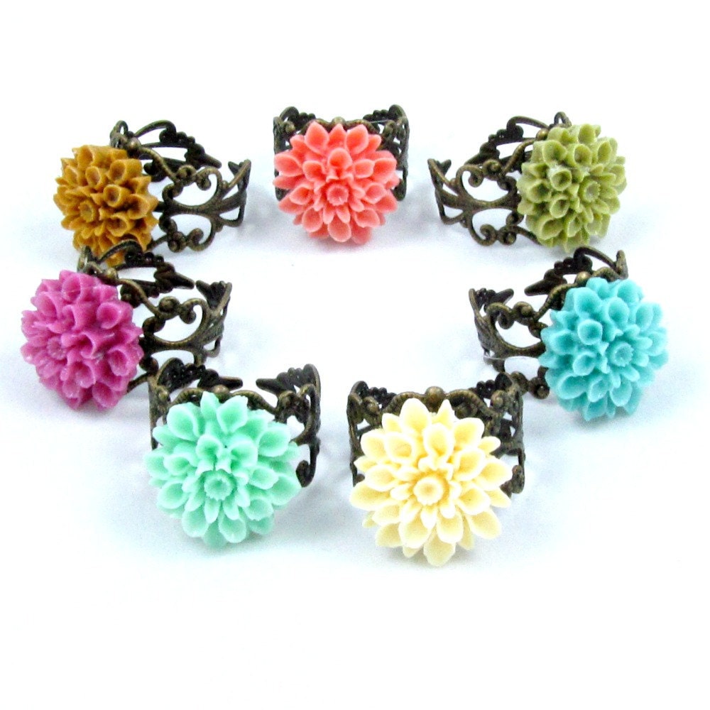 Flower Ring Bridesmaid Gift Cocktail Rings Dahlia Rings Bridesmaid Jewlery Wedding Gifts Set of 4 - Bridal Dahlias