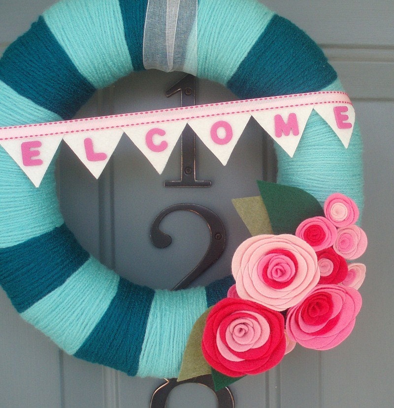Yarn Wreath Handmade Front Door - Bubblegum 12in.