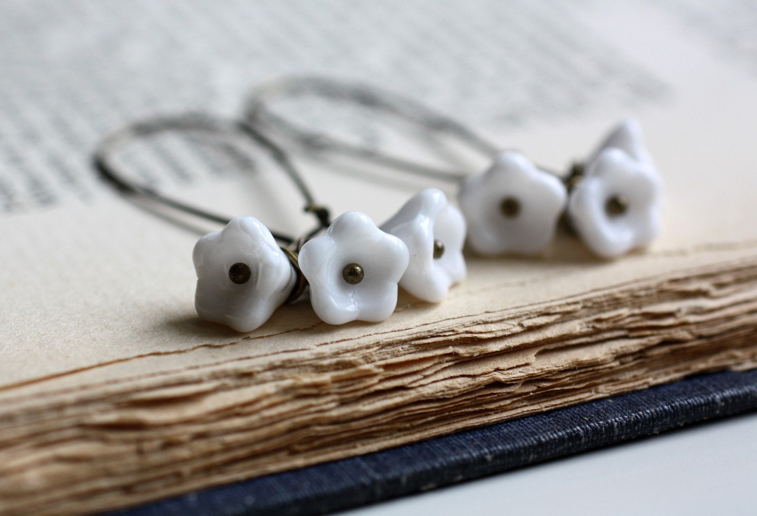 Flower Earrings with Antiqued Cream Flowers. Shabby Chic Earrings. Spring Garden. Bloom