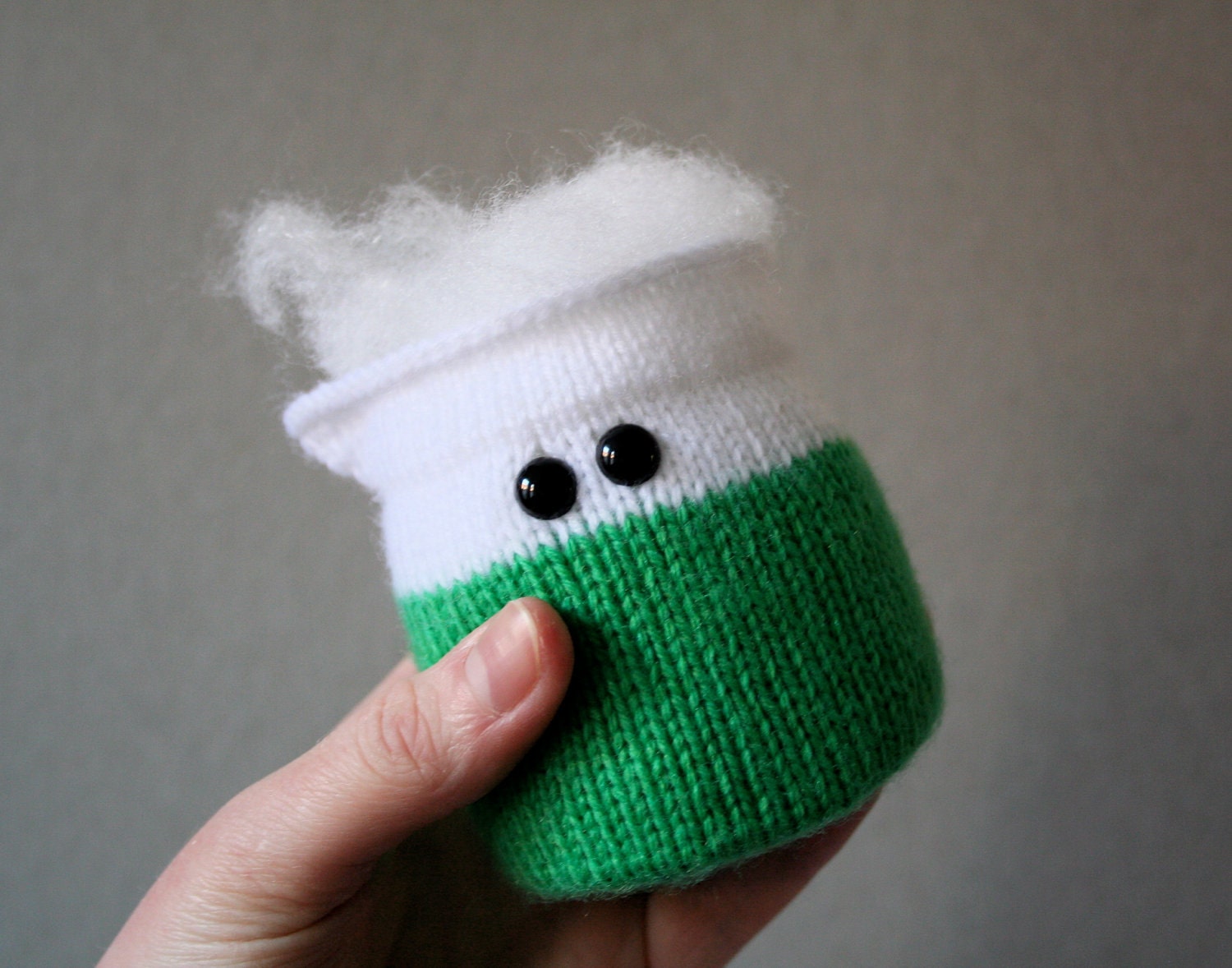 Knit your own Amigurumi Bubbling Beaker (pdf knitting pattern)