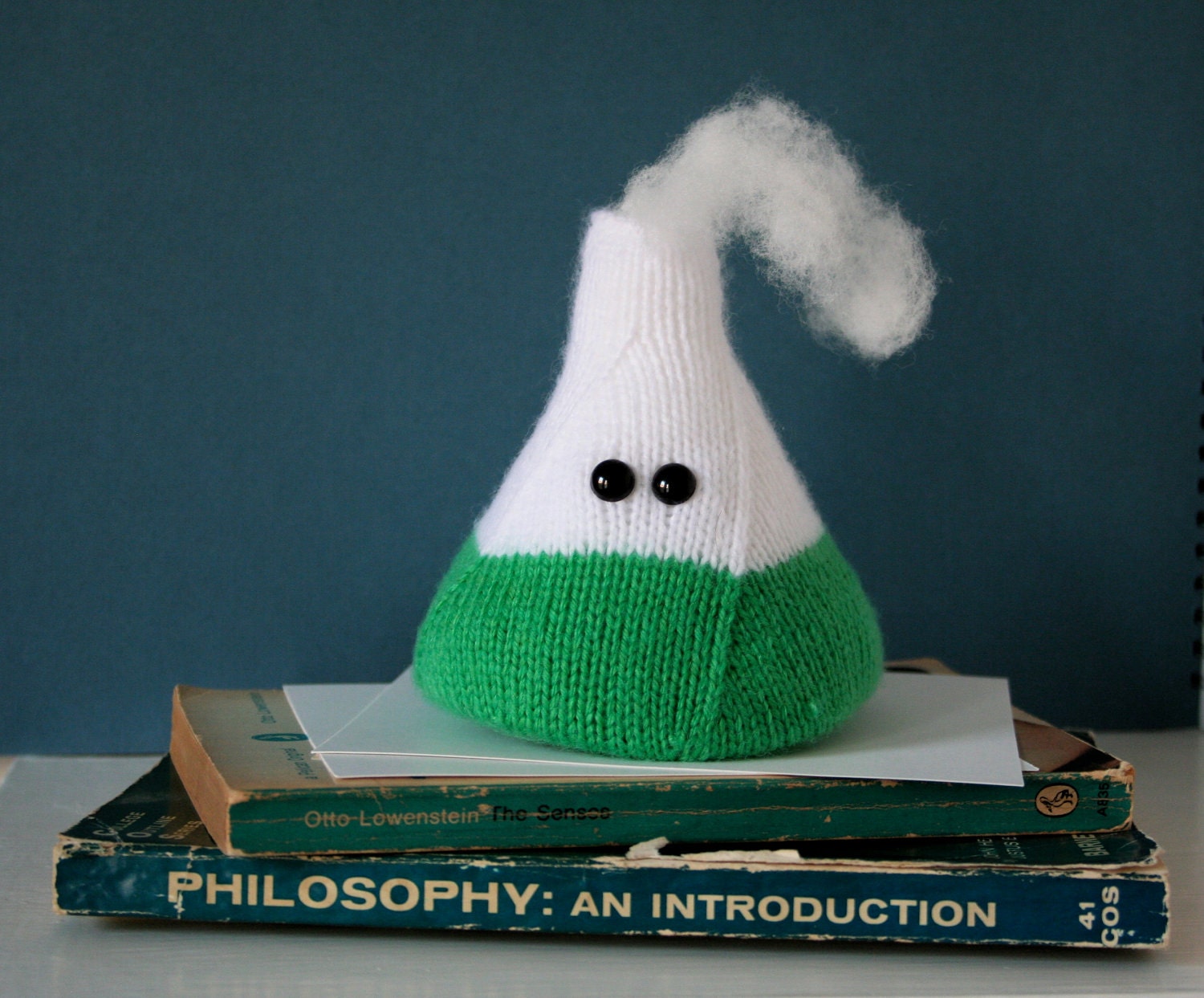Knit your own Amigurumi Frothing Flask (pdf knitting pattern)
