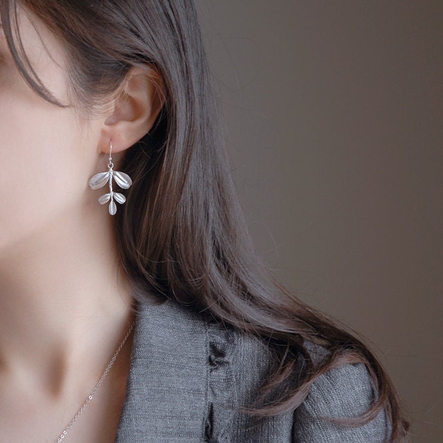Silver Branch earrings, Silver leaf earrings, Metal earrings, earrings silver, garden wedding, silver drop earring
