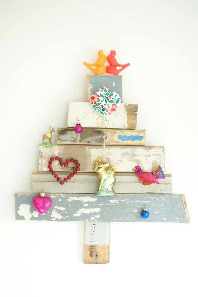 wood and wool x-mas tree