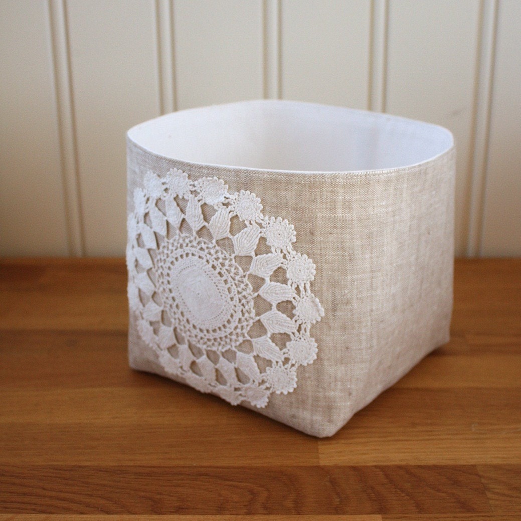 linen and lace -storage bin, small