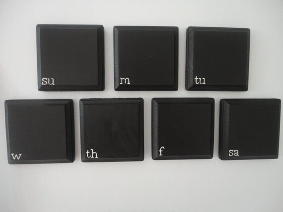 Magnetic Chalkboard Weekly Calendar (black with white letters)
