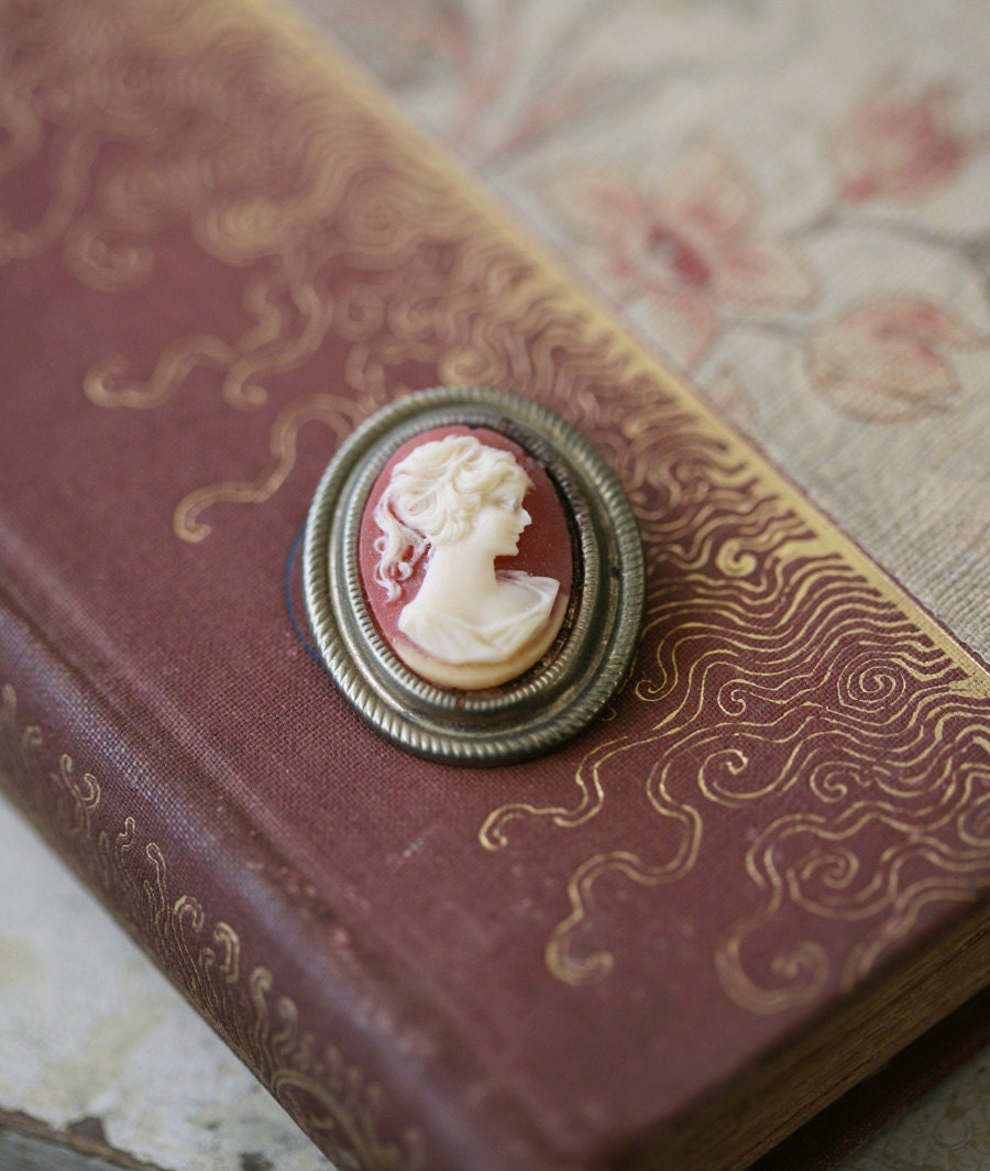 vintage cameo