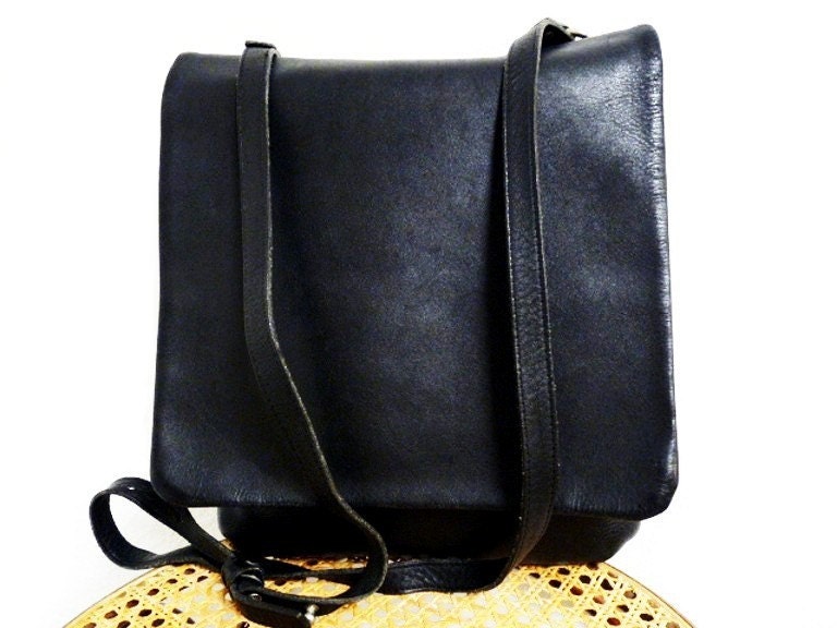 SALE Vintage Coach Black Bag Genuine Leather Shoulder Bag Handcrafted Authentic Messenger Flap