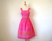 SALE Vintage 1950s Dress Cotton Novelty Print Day Dress Pink Pin Up Party Summer Dress