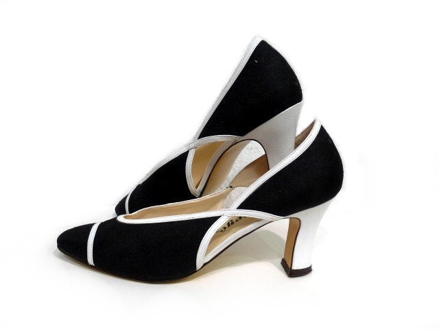Vintage Black and White Pumps Heels Shoes  with leather trim Women 7.5M