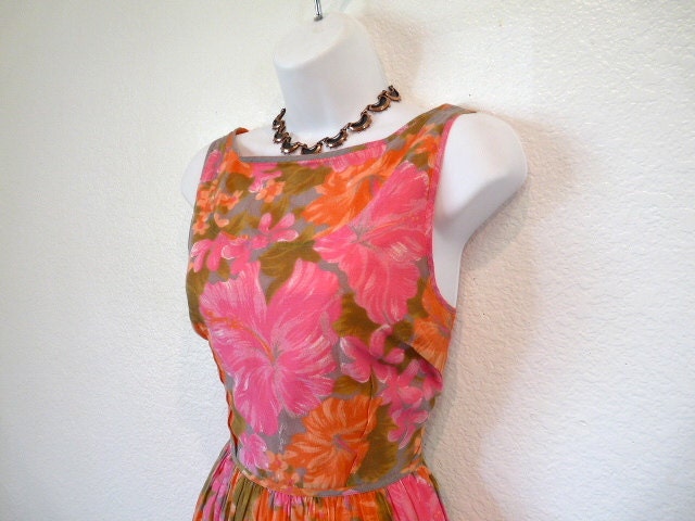RESERVED Vintage Summer Dress Cotton Pink Floral Garden Print Full Skirt Light the Way