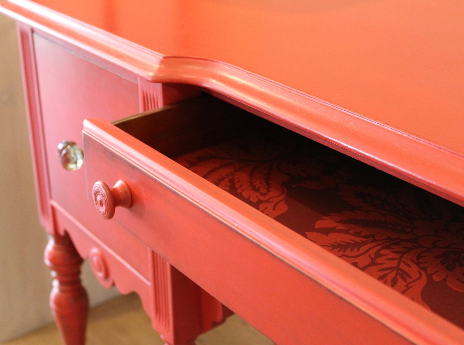 Coral desk/vanity