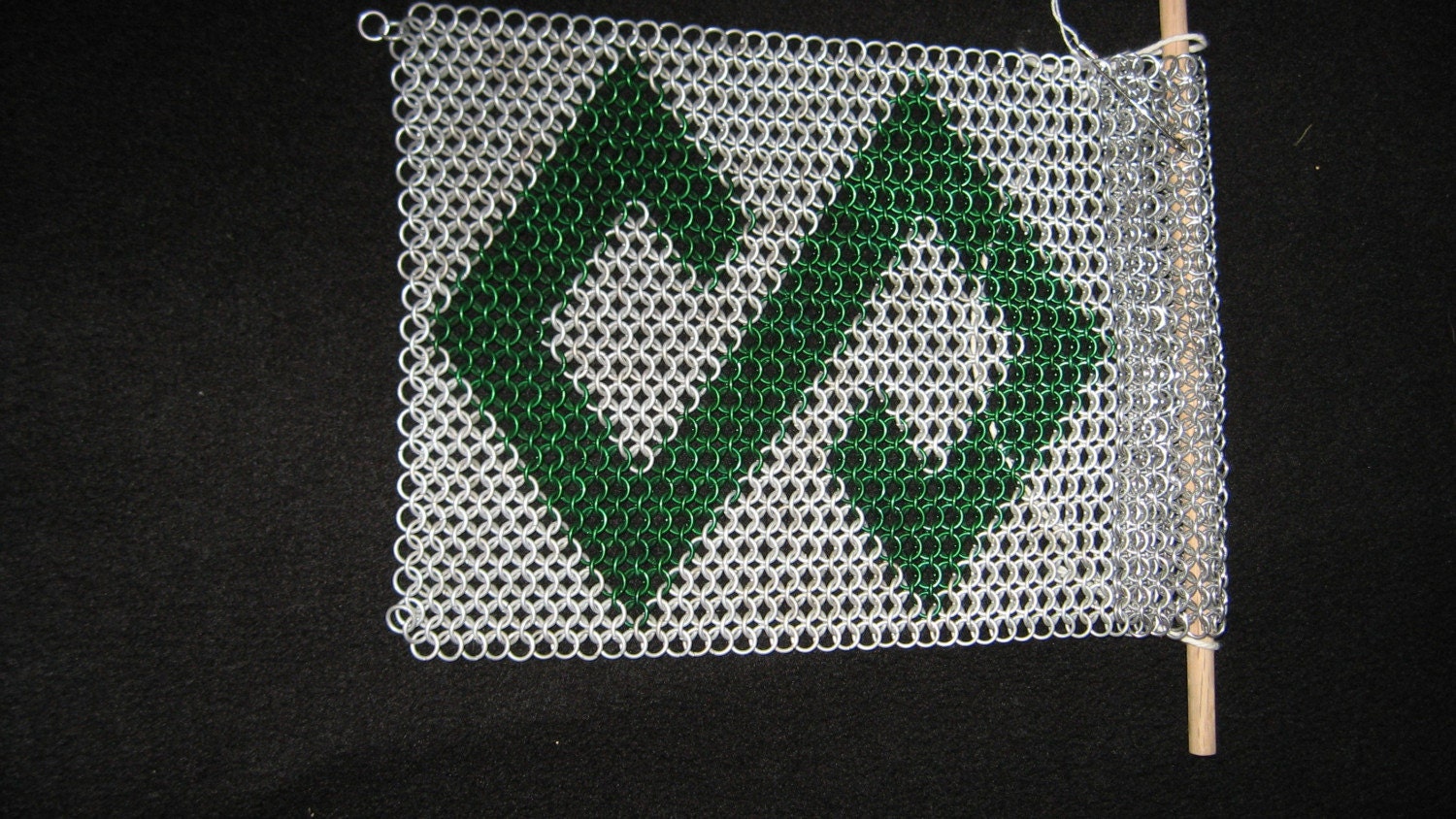 Chainmail Art - Single Eternity Knot
