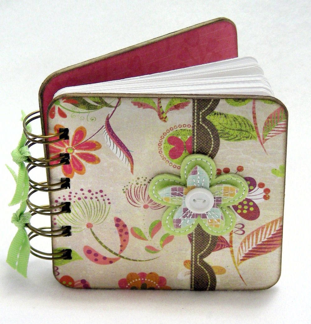 How Does My Garden Grow Mini Gratitude Journal, pink and orange flowers