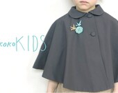 Girls Cape. GRAY