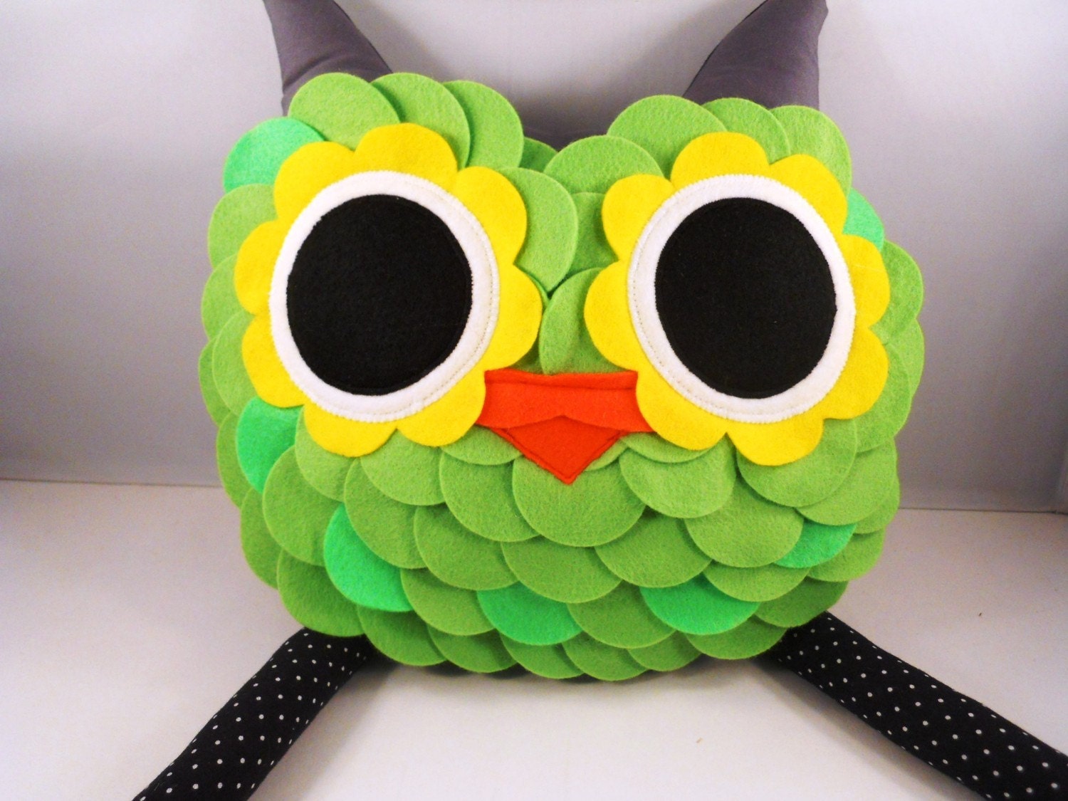 owl pillow plus - B E L L A M I N A ' S  hoot hoot pillow