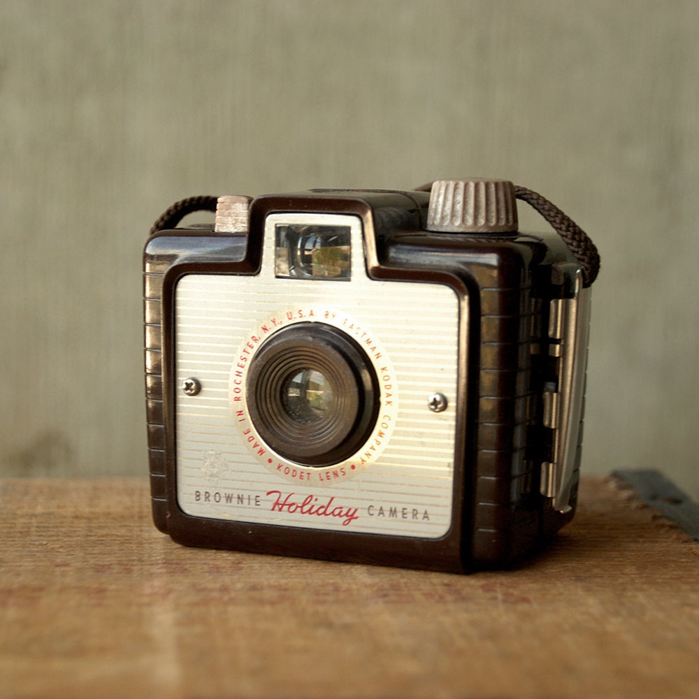 RESERVED -- Vintage Brownie Holiday Camera - Bakelite