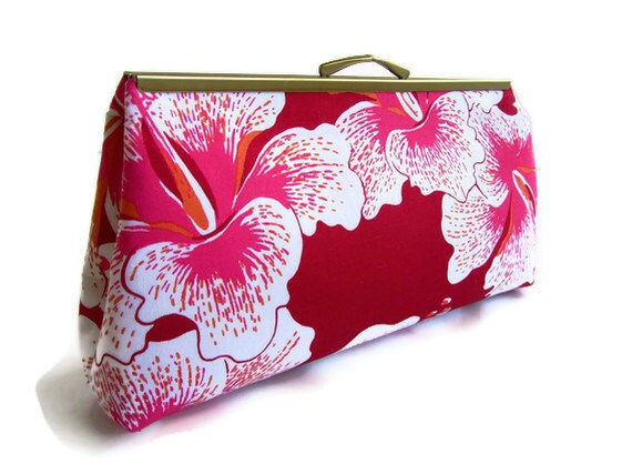 Designer Alfred Shaheen Vintage Handprint - Pua Aloha in Fuschia. Framed Clutch Purse. Evening Bag. Handmade in Hawaii.