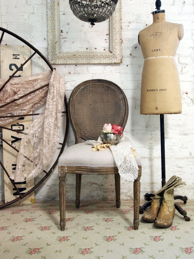 Painted Cottage Chic Shabby Farmhouse Chair CH223