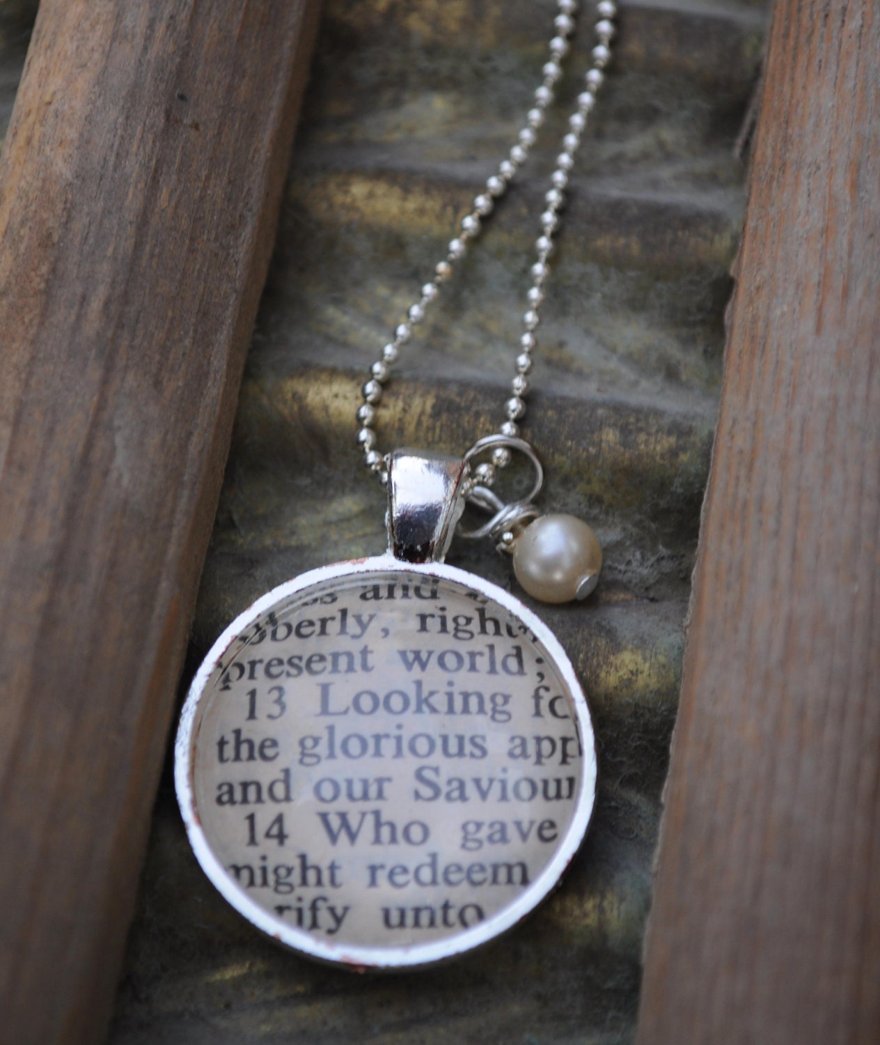 Vintage Bible Verse Pendant Necklace Titus 2:13