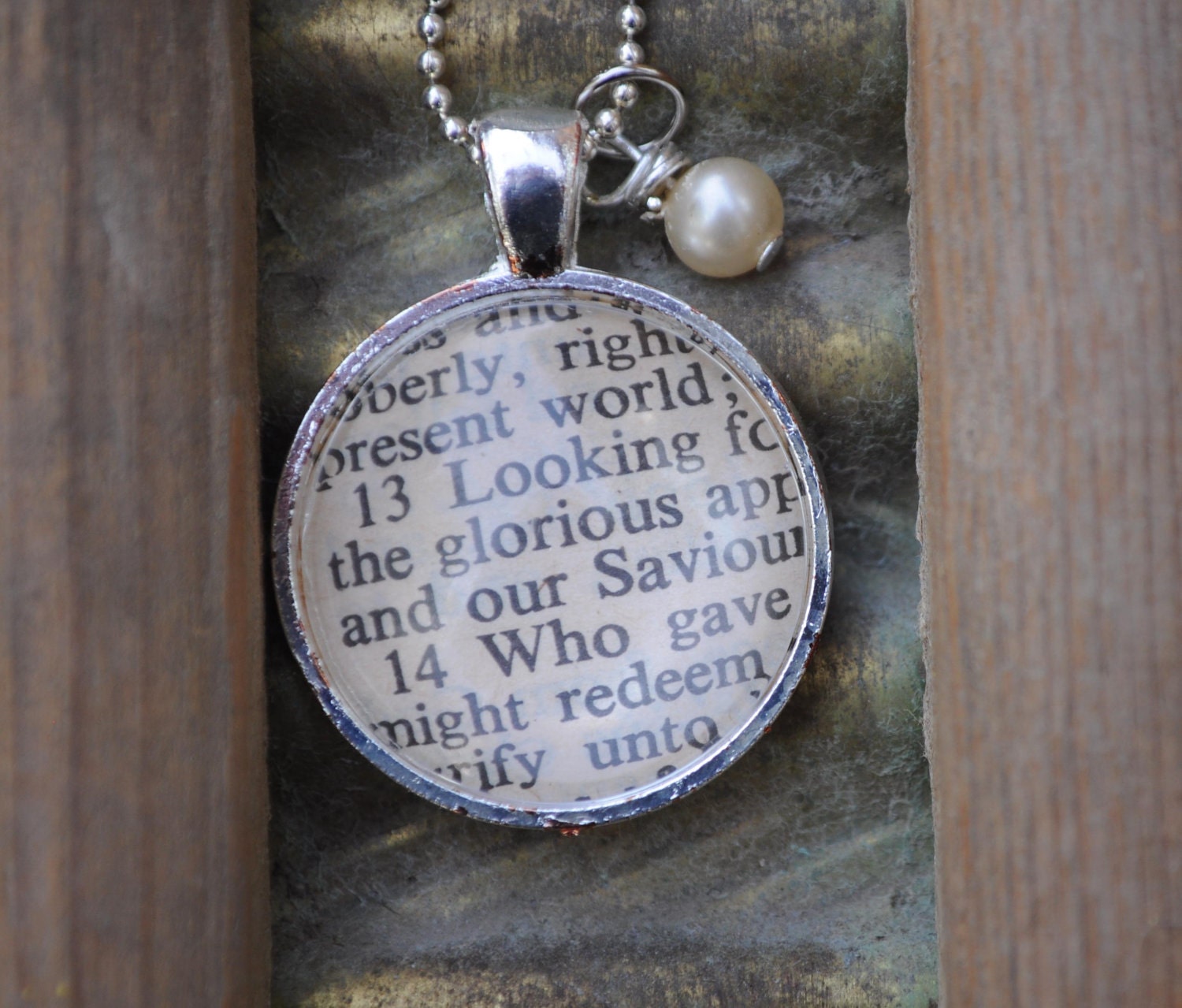 Vintage Bible Verse Pendant Necklace Titus 2:13