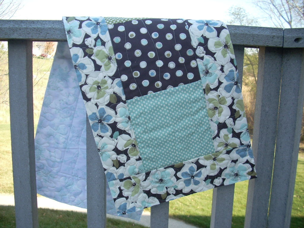 Brown is Bold and Beautiful tablerunner - FREE SHIPPING