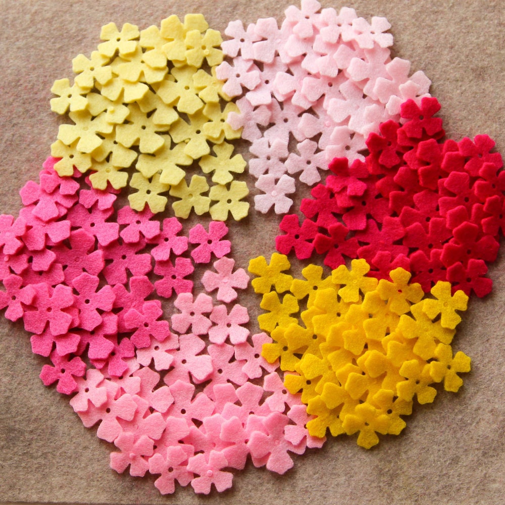 Pink Lemonade - Lilacs Value Pack - 144 Die Cut Felt Flowers