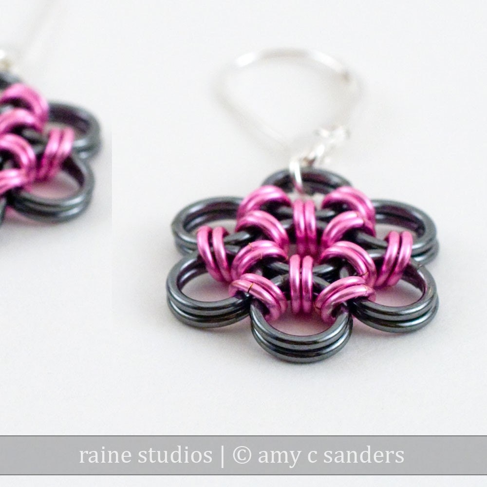Black and Pale Pink. Sterling silver chainmaille earrings.