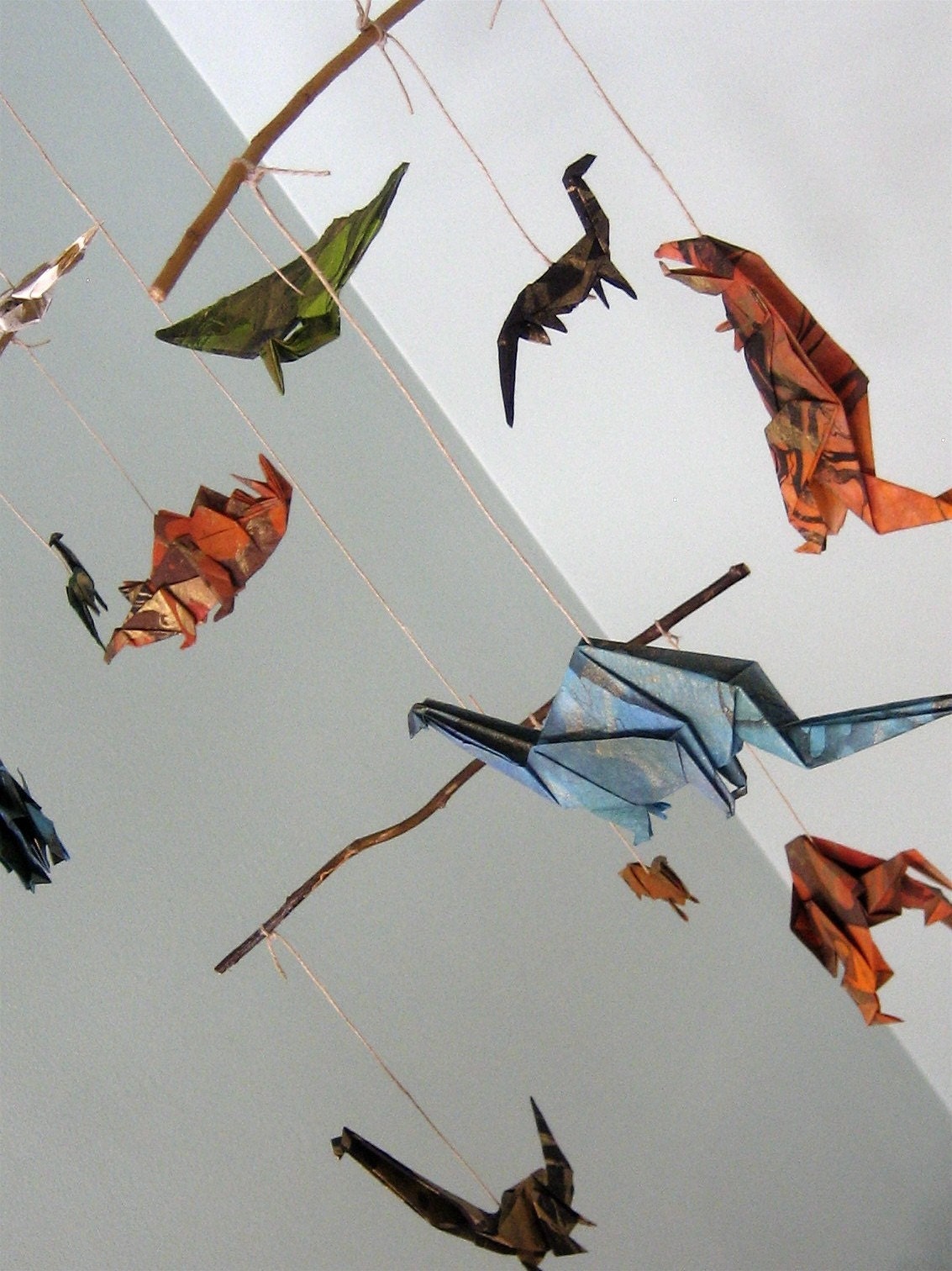 Dangling Dinosaurs - ORIGAMI MOBILE