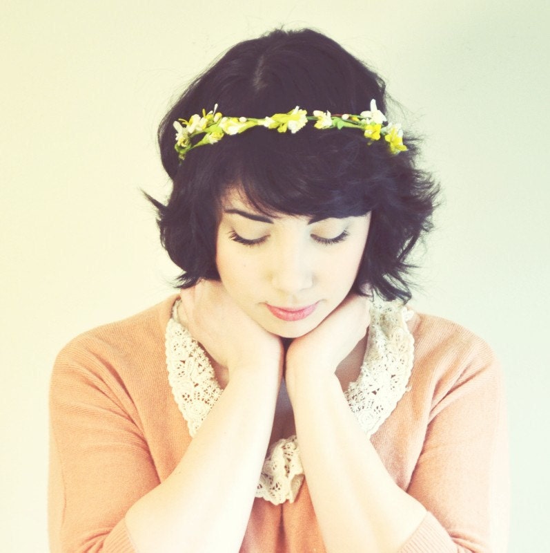 Yellow Daisy Crown