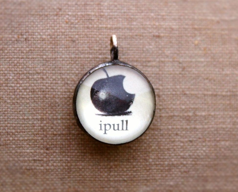 iPull - Apple Inspired Blythe Pull Charm